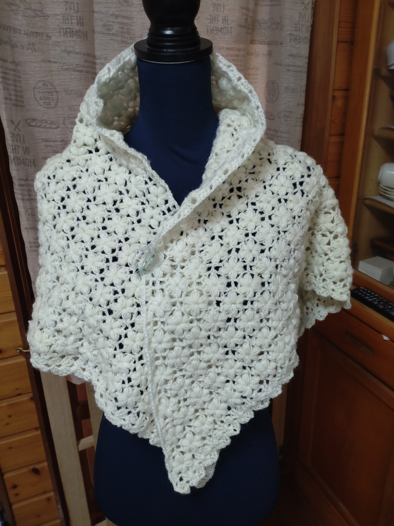 ぷっくり。お花のモチーフ編み ウール ブランケット ひざ掛け ぷっくり