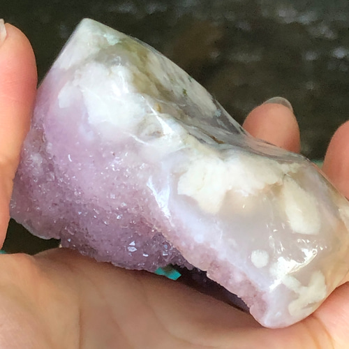 高品質　極美品 アメジスト　キラキラピンクドゥルージー天然石原石台座付き ドゥルージーピンクアメジストフラワーアゲート☆原石☆瀧川神社にて