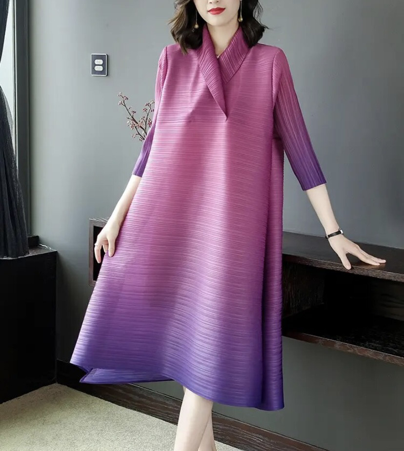 プリーツグラデーションワンピース　パープルピンク