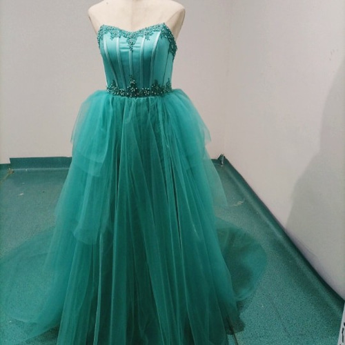 上品! 可愛い パーティードレス 水色 ベアトップ ビジュー プリンセス  