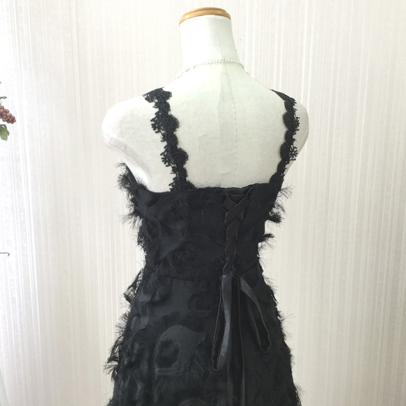 ウェディングドレス カラードレス ブラック黒 7号 9号 11号 13号 羽のような生地が美しいドレス90223bk 6枚目の画像