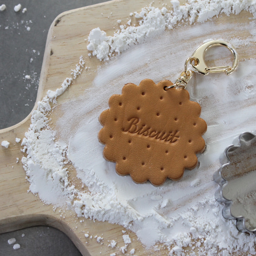 革のキーホルダー(ビスケット刻印) キーホルダー 革工房Beans 通販