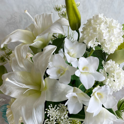 「送料無料」洋花を使用した枯れないお供え花　仏花　フラワーアレンジメント 6枚目の画像