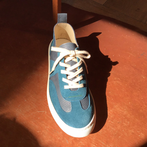 スエードコンビスニーカー ブルーグレー スニーカー KLIMT SHOES 通販