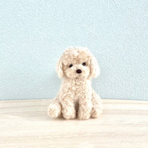 いつでもいっしょ♪ ふわふわ羊毛フェルトの小さなアイボリー いつでもいっしょ♪ ふわふわ羊毛フェルトの小さなアイボリー