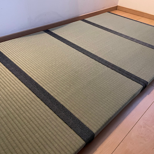 絨毯 75センチ×49センチ 尿路造設術
