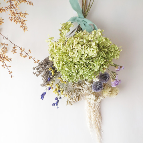 ミントカラー＊アナベル＊パンパスグラス＊ドライフラワースワッグ