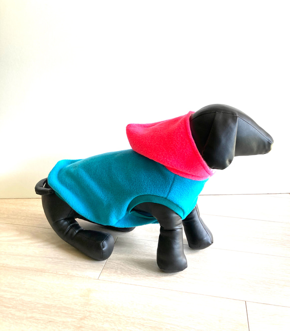 犬服 ネオンカラーフリース❤︎ フードタンクトップドッグウェア　蛍光　秋冬 8枚目の画像
