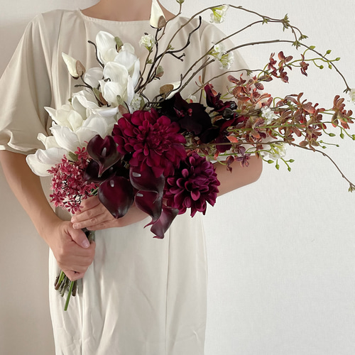 アームブーケ ボルドー バーガンディ ウェディングブーケ 造花 胡蝶蘭
