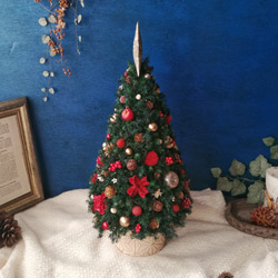 【5日以内発送】[42cmレッド]本物のヒムロスギとたっぷりの木の実で作る北欧風卓上クリスマスツリー 9枚目の画像
