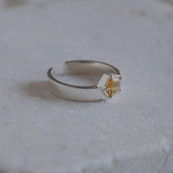 Citrine fimmhyrningur ring　シトリン五角形リング　天然石イエロー　シルバー 14枚目の画像