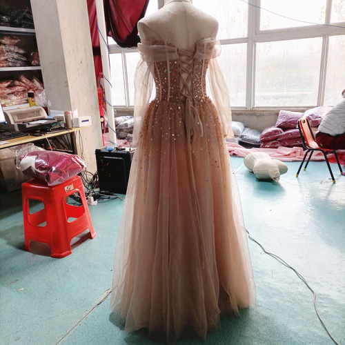 美品！パーティードレス 薄ピンク オフショル ソフトチュール 上品透け  