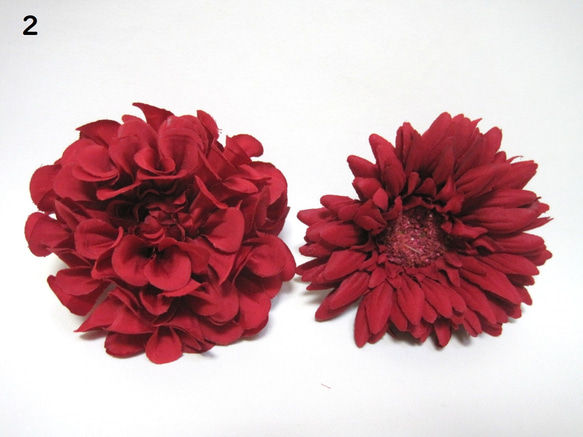 真紅のダリアのクラッチブーケ 