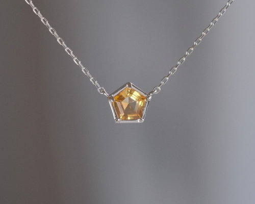 kmrii似 天然石 羽フリンジ ネックレス 天然石モスカイヤナイト14kgf ペンダントネックレス トリトン