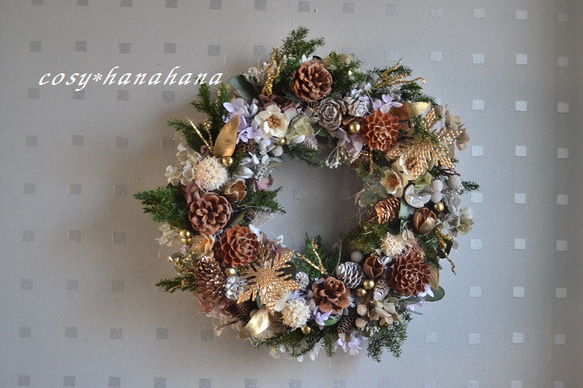 【送料半額キャンペーン】クリスマス＊大人ゴールドのwreath 1枚目の画像