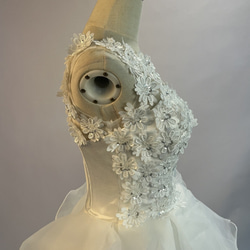 高品質！イブニングドレス ミディアムドレス ホワイト レース ノースリーブ ファスナーです 花モチーフ 可愛い 7枚目の画像