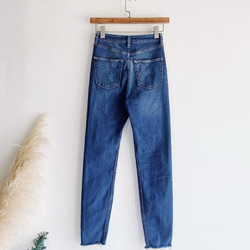 W24 灰藍下擺抽鬚經典素面刷色 牛仔棉質長褲鉛筆褲 pants vintage 第9張的照片