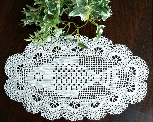 【トントトンさま】vintage doily ❀オーバルが可愛い レースドイリー f2a6193f06a592be9d8634a1861c82
