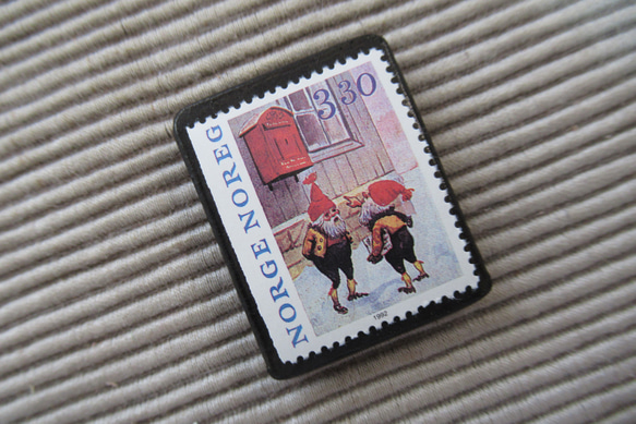 ノルウェー　クリスマス切手ブローチ　8933 2枚目の画像