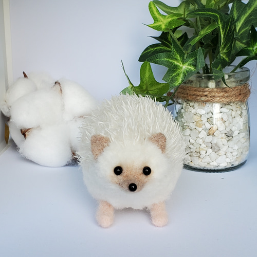 羊毛フェルト ホワイトハリネズミ☆ 羊毛フェルト kireinairo 通販