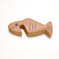 サカナのスマホスタンド（ろ）《送料無料》ポンと置ける・魚・さかな・釣り・プレゼント 2枚目の画像