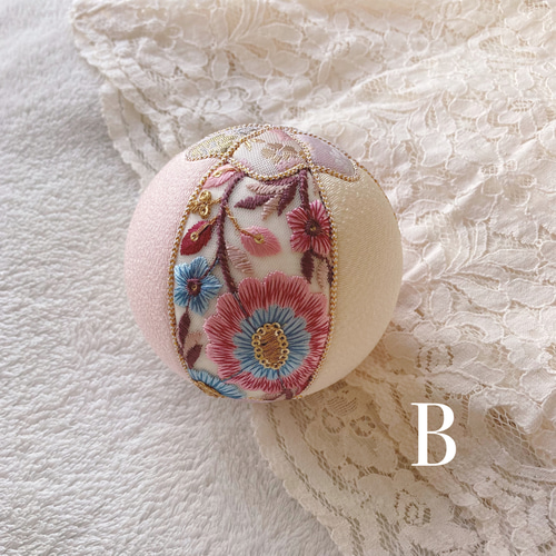 鞠 手鞠 インド刺繍 その他置物 LOVERIC 通販 16719285｜Creema