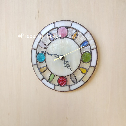 ステンドグラスの掛け時計＜ドロップ＞ (CL01A)＜壁掛け時計(スイープ