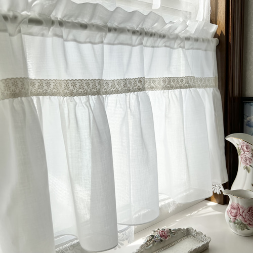 オフホワイト ハイフリル コットンレースが可愛いカフェカーテン