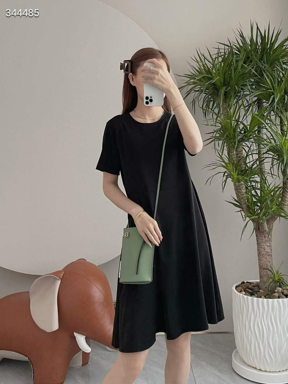 LOEWE(ロエベ) Dice Pocket レザーショルダーバッグ アナグラム