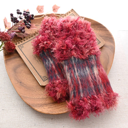 【ラスト1点】LADYチェック＊ふんわりシャギー×ふわとろファー ハンドウォーマー 3枚目の画像