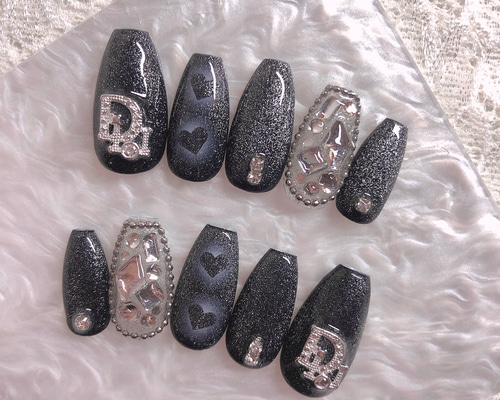 ネイルチップ 黒 ブラック マグネットネイル シルバー 韓国 ストーン