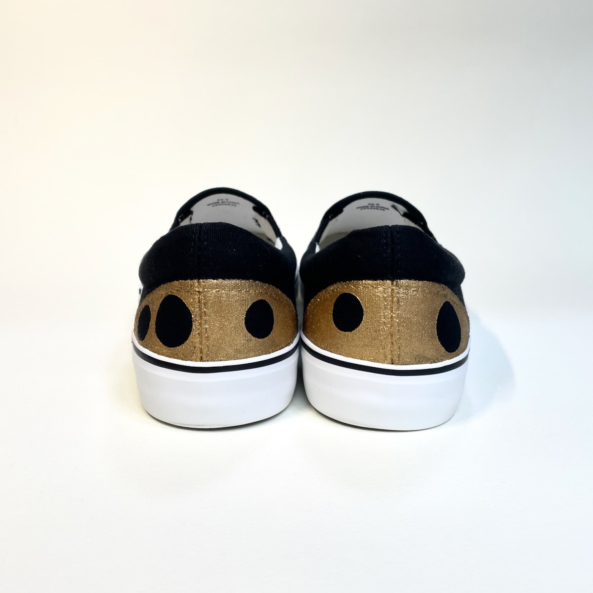 ゴールドと黒水玉スリッポン (撥水加工ver.)  22.0cm〜29.0cm メンズ & レディース