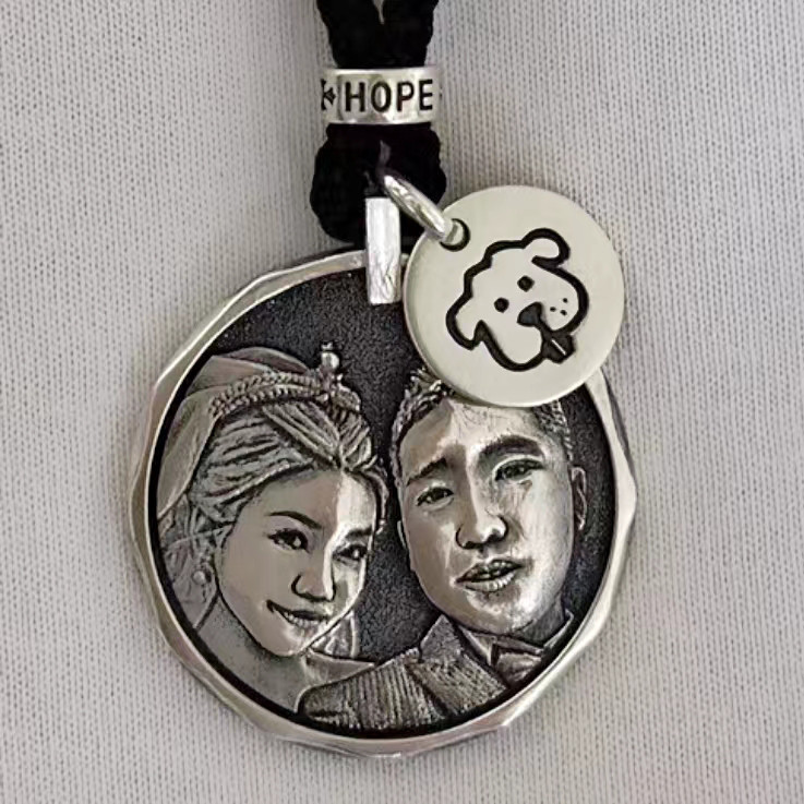 オーダーメイド 名入れネックレスアレルギー対応 名前ネックレス肖像画 ネームネックレス似顔絵 マスターグレードの彫刻