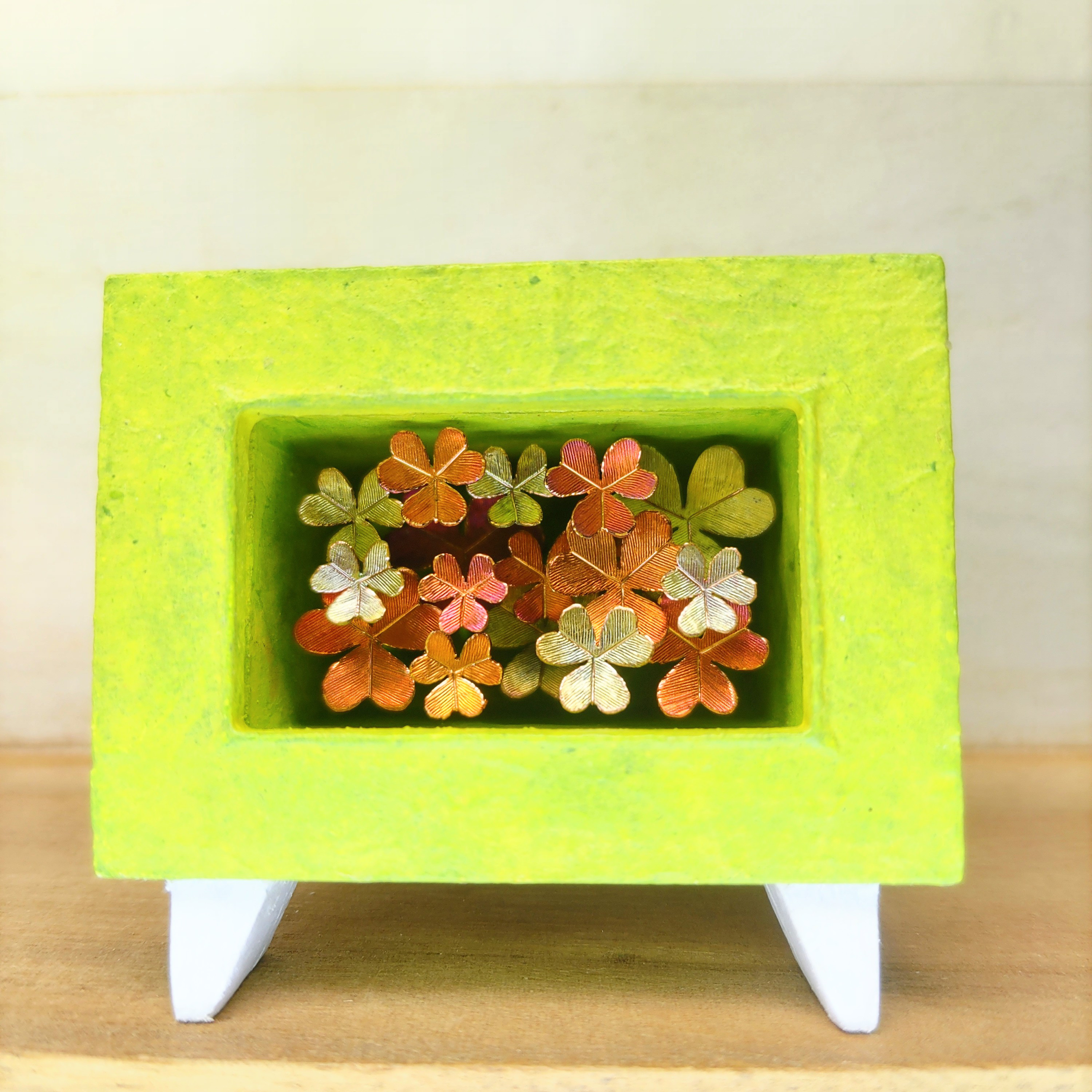 クローバー17本(四つ葉を探して)