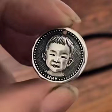 オーダーメイド 名入れネックレスアレルギー対応 名前ネックレス肖像画 ネームネックレス似顔絵 マスターグレードの彫刻