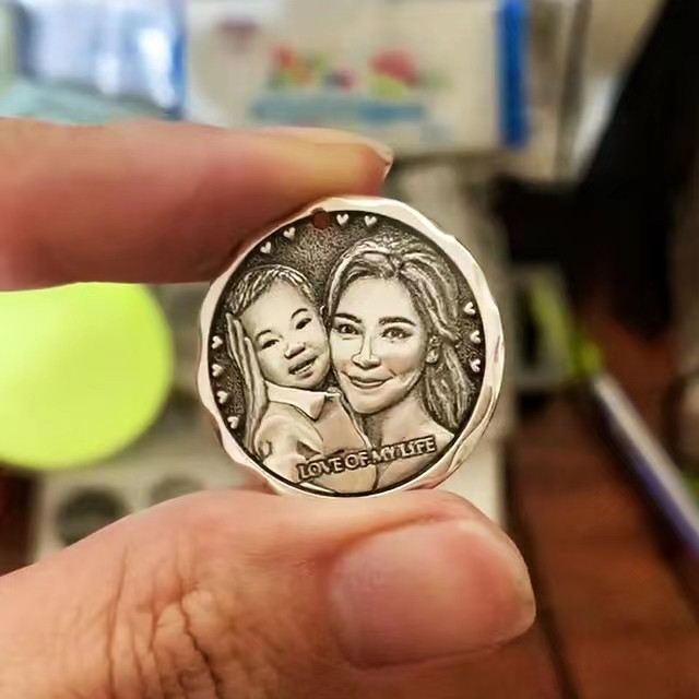 オーダーメイド 名入れネックレスアレルギー対応 名前ネックレス肖像画 ネームネックレス似顔絵 マスターグレードの彫刻