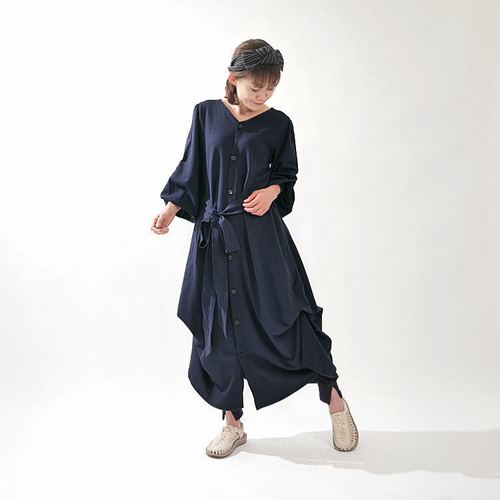 Yui　　♦️ｅｃｌａｔ　ネイビーガウンコート Yui ♦️eclat ネイビーガウンコート Yui ♦️eclat ネイビー