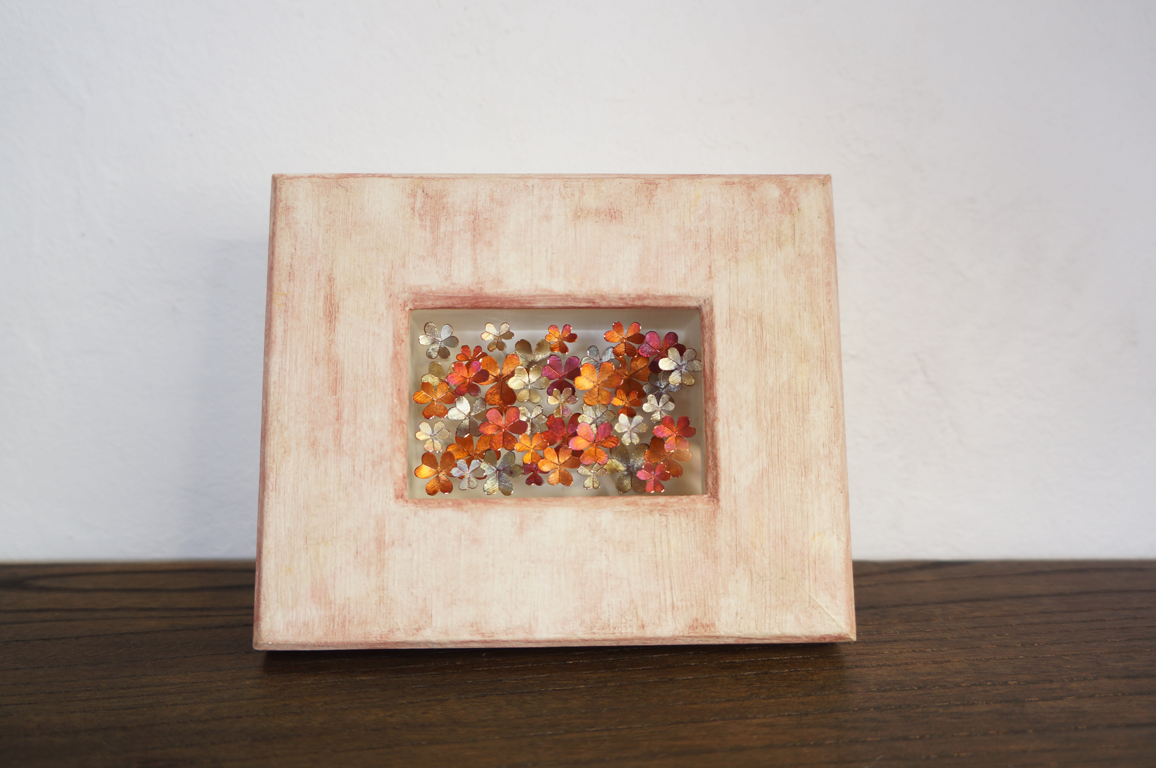 クローバー42本(四つ葉を探して)