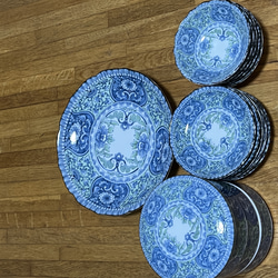 【未使用品】古伊万里唐草文 中皿 小皿 印判皿染付 藍 明和窯　 1枚目の画像