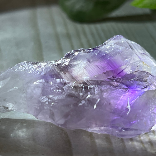 ファントム✨ 紫水晶 アメジスト 結晶 原石 ラフストーン 天然石
