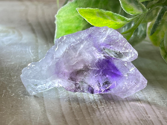 シェブロンアメジスト　ツイン　紫水晶　ラフストーン　原石 シェブロンアメジスト ツイン 紫水晶 ラフストーン 原石