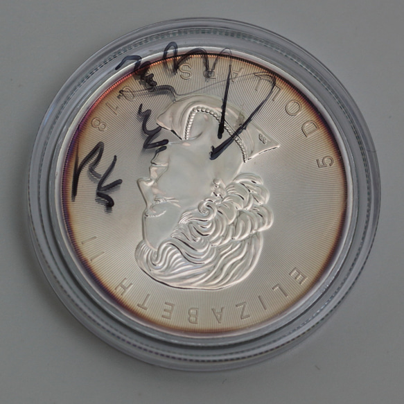 銀貨　トーンドシルバーコイン　カナダメイプルリーフ1オンス　Gump作　23061516 2枚目の画像