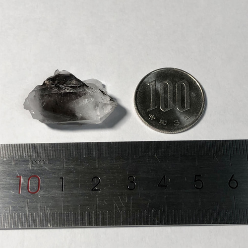 ブルッカイト　両剣　クォーツ　原石　鉱物　標本　天然石　水晶 ブルッカイトインクォーツ (水晶) 【一点物】 原石 鉱物 天然石 (No