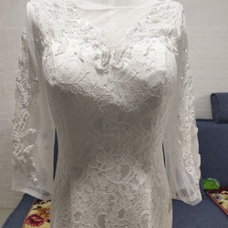 美容產品！婚紗白色蕾絲令人垂涎的禮服優雅純粹的美麗 第8張的照片
