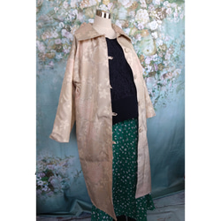 大島紬 ロングコート コサージュ付  着物リメイク 正絹 5枚目の画像