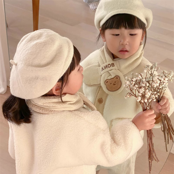 【韓国デザイン】刺繡名 入れマフラー 出産祝い 刺繍  プレゼント キッズ 子供 マフラー ストール 裏ボア ふわふわ 9枚目の画像