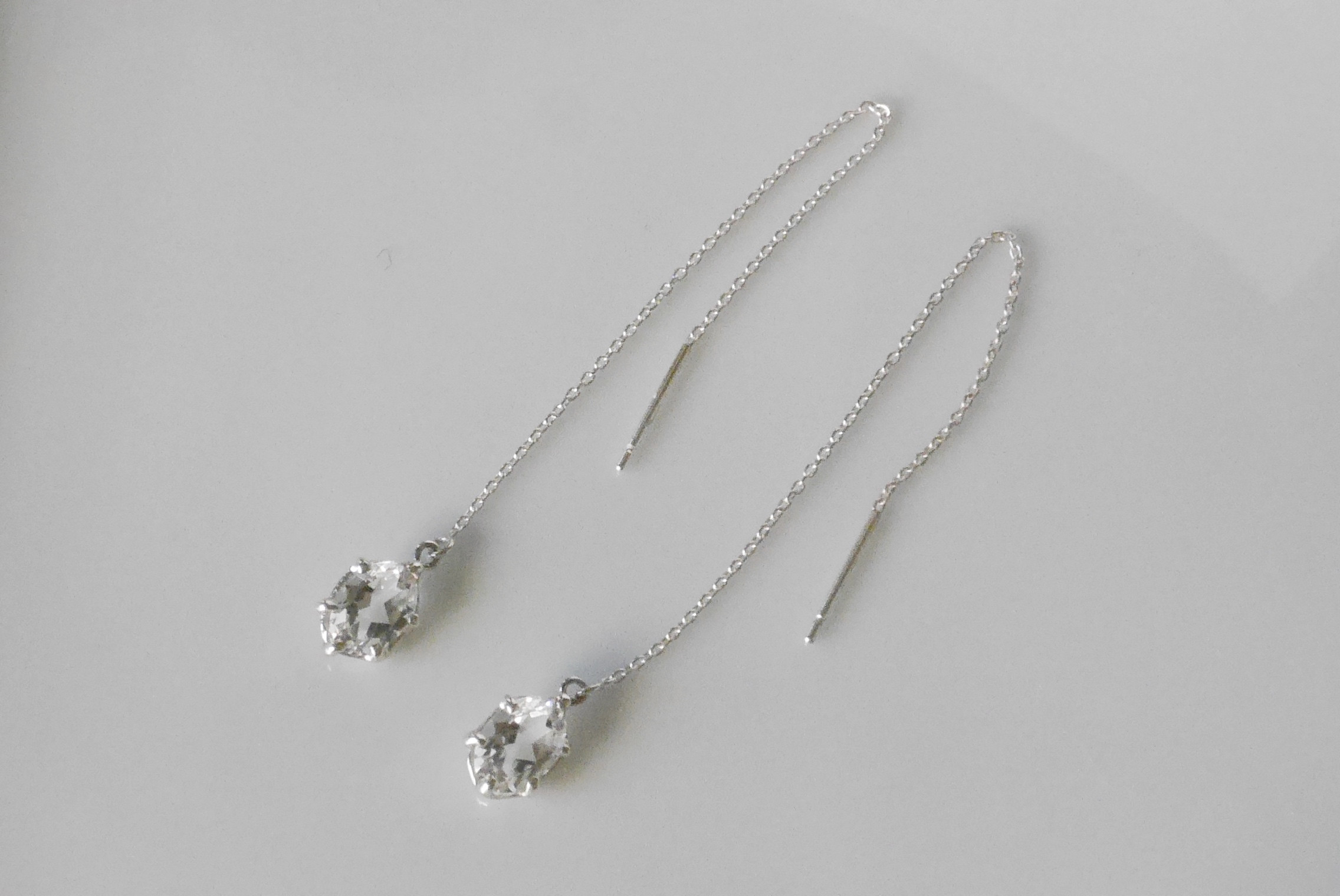 一点物★white topaz pierce(sv)★揺れる★ホワイトトパーズ★アメリカンピアス★