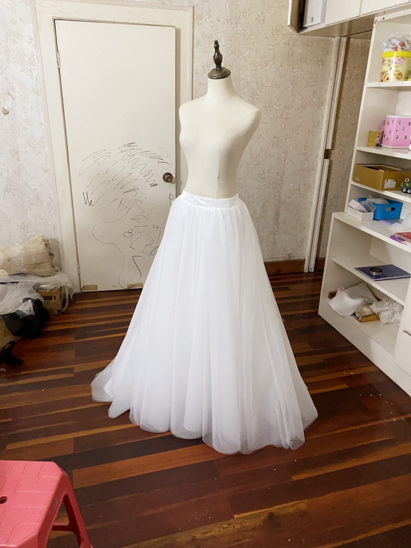 高品質！婚紗白色柔軟薄紗薄紗裙令人垂涎的禮服純粹的美麗 第1張的照片