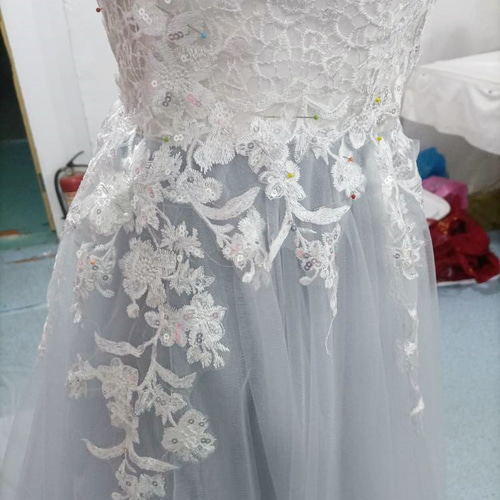 高品質！グレー パーティードレス ソフトチュール 高級刺繍 ロング  