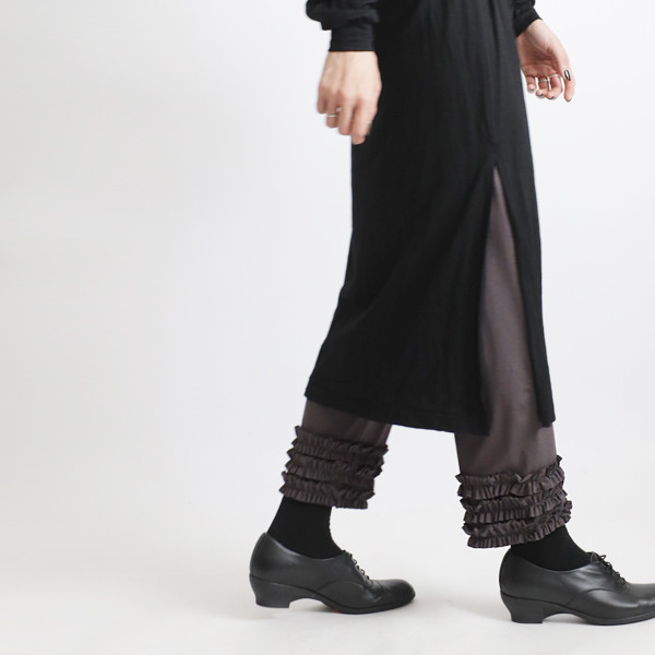 ラスト５　最終ＳＡＬＥ　９０ｃｍ　とろみ伸縮カットソー生地　小花フリル裾 パンツ レギンス チャコール温活Y99Q